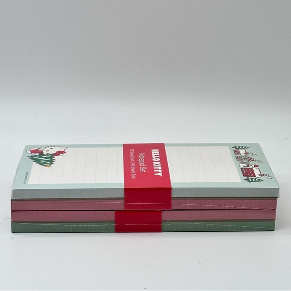 Sanrio Hello Kitty Holiday Winter Limited Edition Notepad - Set of 4 - Picture 3 of 4
